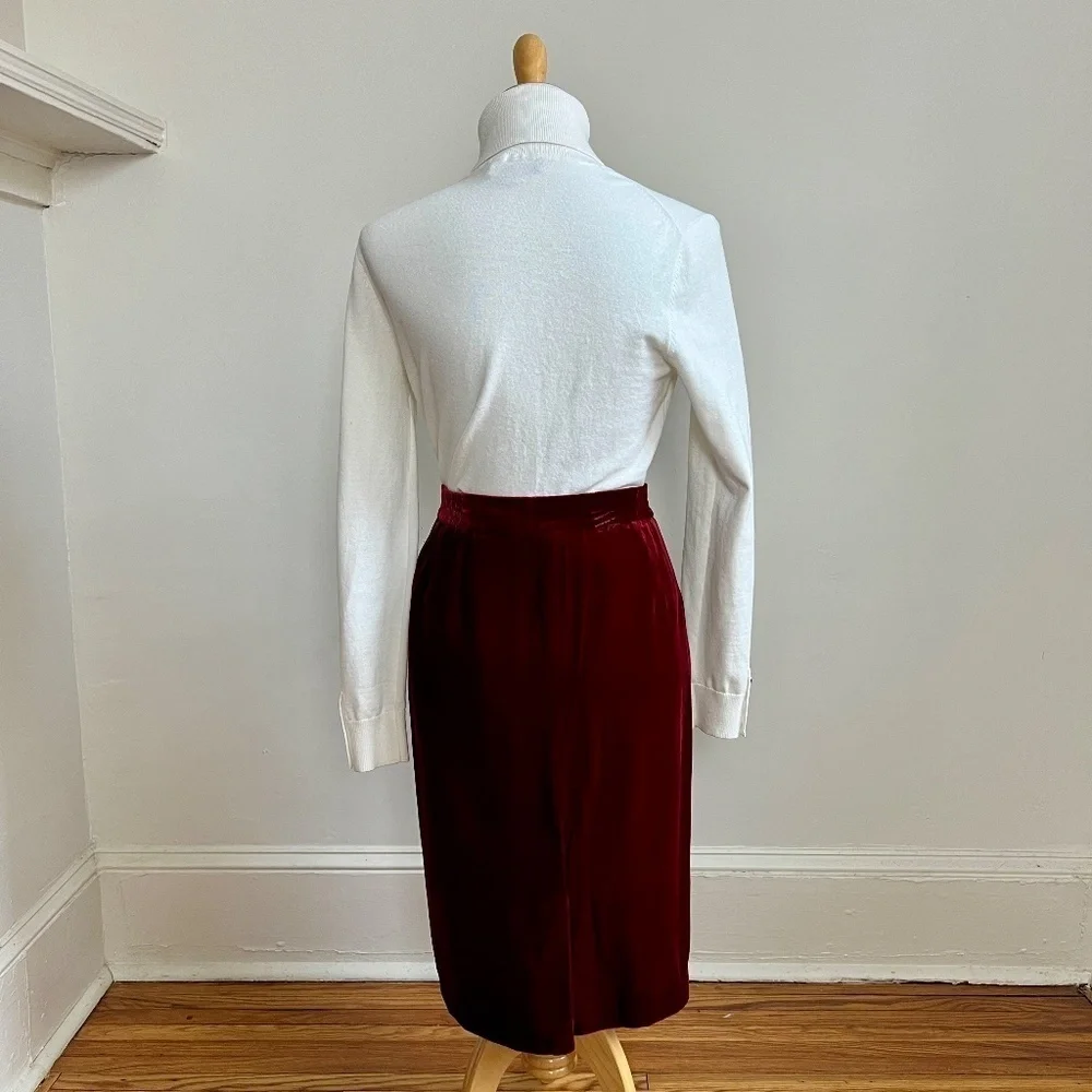 Vintage NWT Elisabeth Silk Velvet Crimson Red Velour Pencil High Waist Skirt 18P